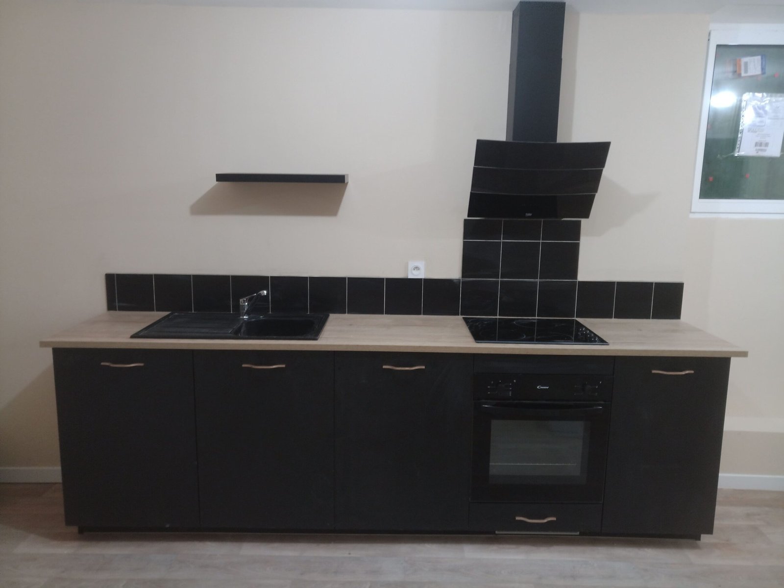 Babau Bâtiment, expert en pose cuisine Perpignan, modernise et rénove vos cuisines pour plus de confort et de style.